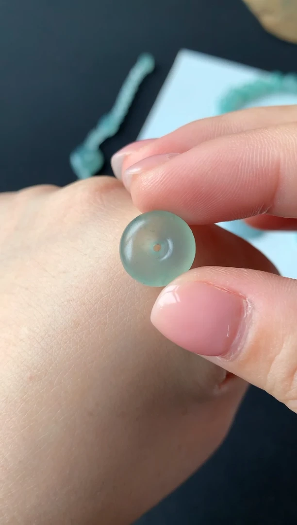 定制翡翠未镶嵌0684602363