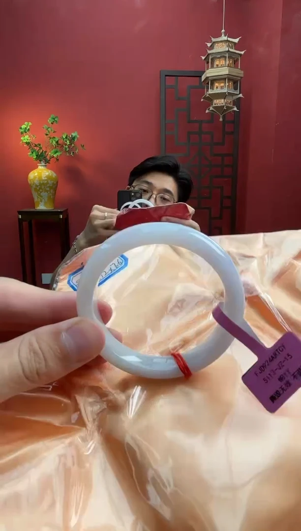 未镶嵌手镯翡翠翡翠手镯2