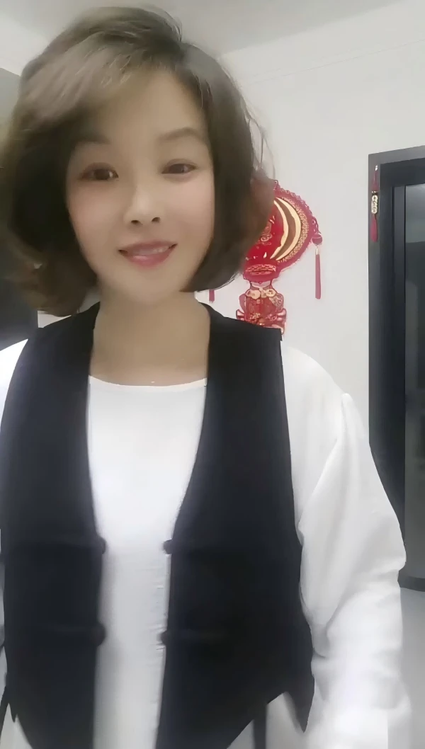 9801 (马甲+上衣+裤子）春夏款女士三件套 F203 三楼