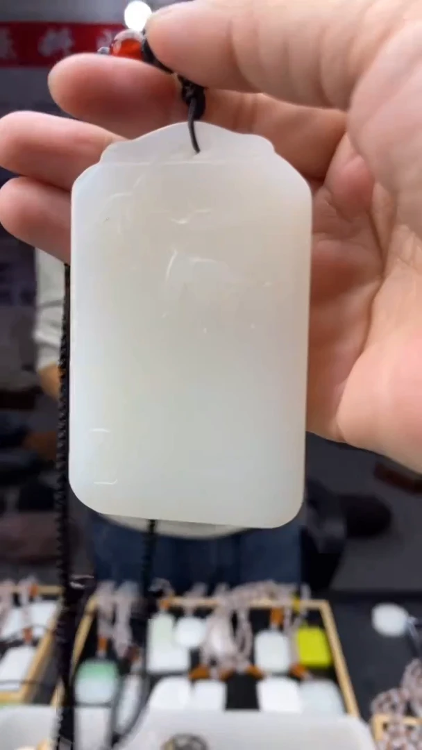 颈饰未镶嵌石英质玉天然玉石未镶嵌颈饰