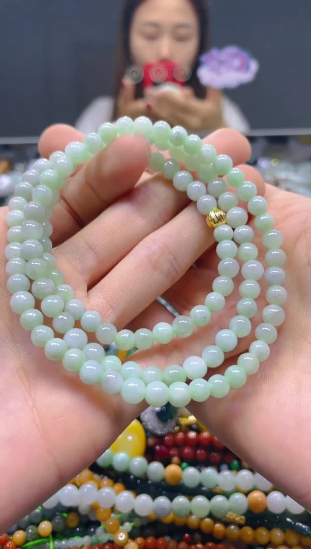 颈饰未镶嵌翡翠5MM/T/翡翠A货，一件也是批发价