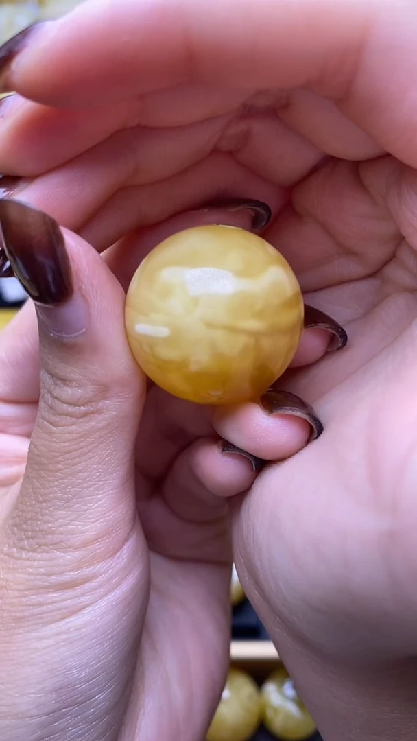 【闪购商品】琥珀裸石未镶嵌蜜蜡.49