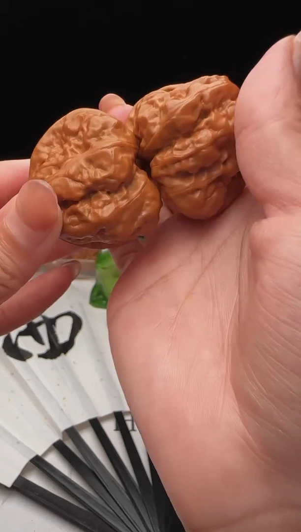 吊坠文玩核桃吴**?编号22