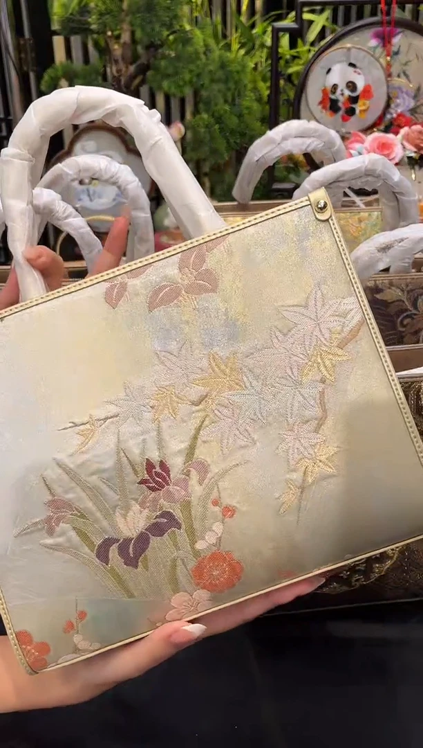 织绣莫**忘包包111