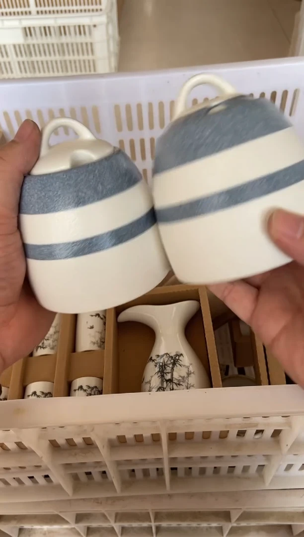 无运费险有瑕疵的摄影的产品有使用过的痕迹有点脏介意勿拍