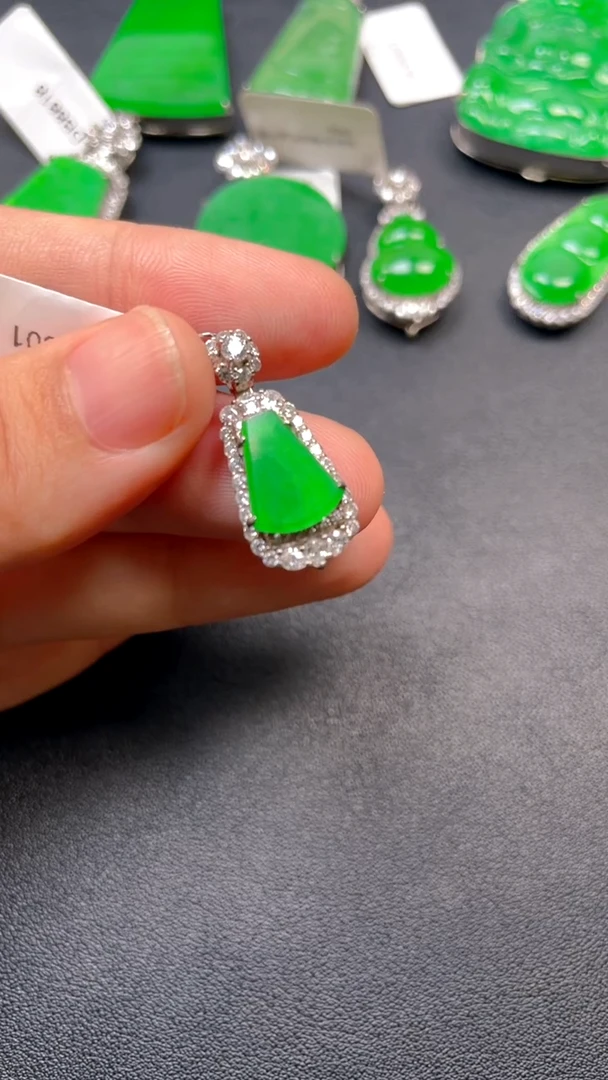 吊坠(不含链)银S925镶嵌翡翠吊坠