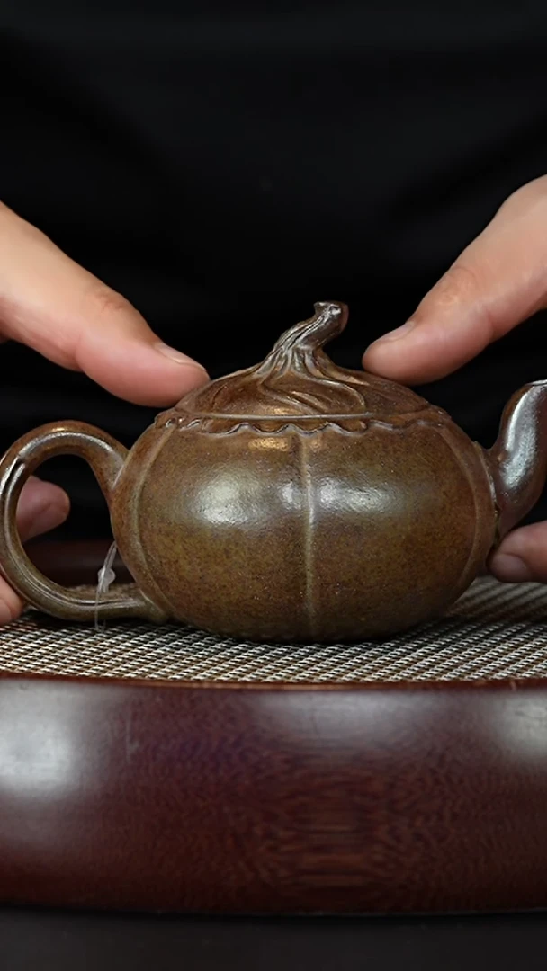 宜兴紫砂壶h02865