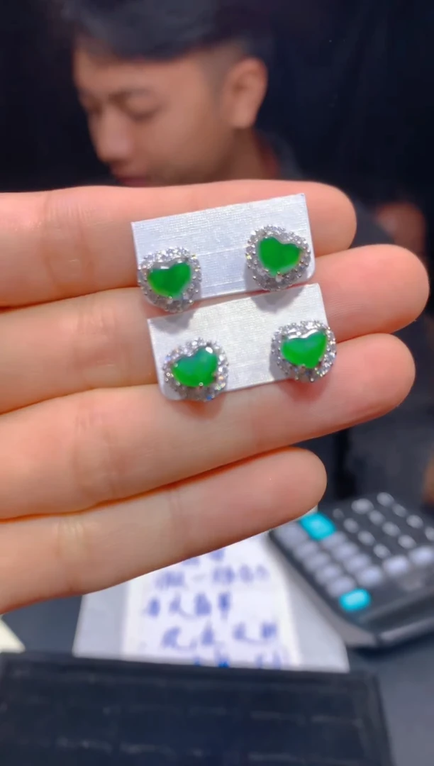 【闪购商品】定制翡翠未镶嵌58多样性发货（发其一）