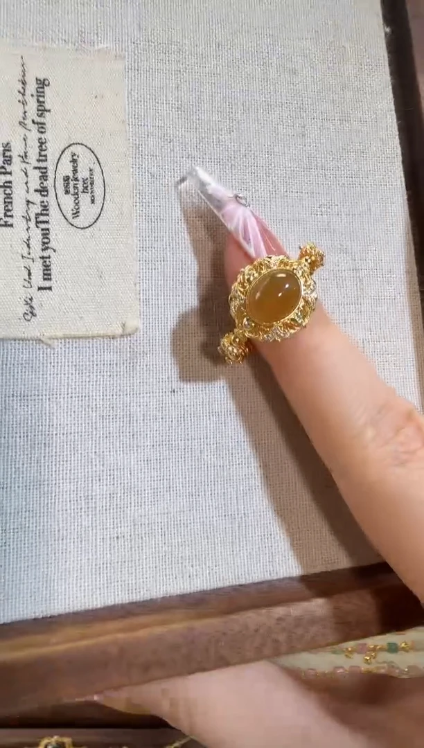 和田玉（糖玉）戒指银S925镶嵌双排黄金糖