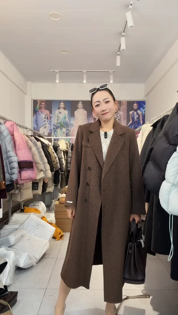 澳毛天丝驼绒120斤~130斤以内羊毛大衣