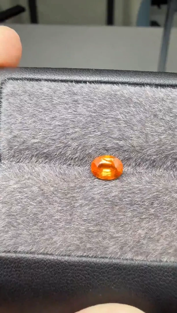 石榴石（芬达石）裸石未镶嵌1ct-A483