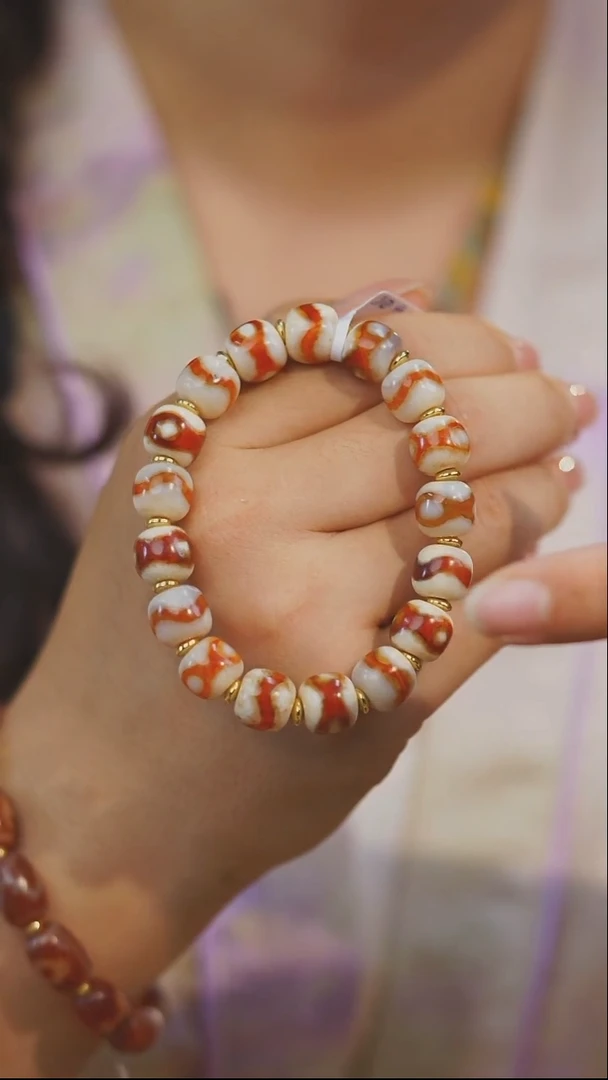 【闪购商品】玛瑙/玉髓手串未镶嵌多样性发其一