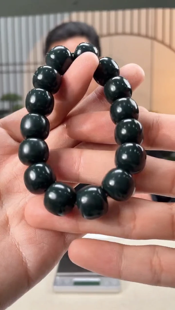 【闪购商品】定制和田玉 多样性发货怕一发一 20187