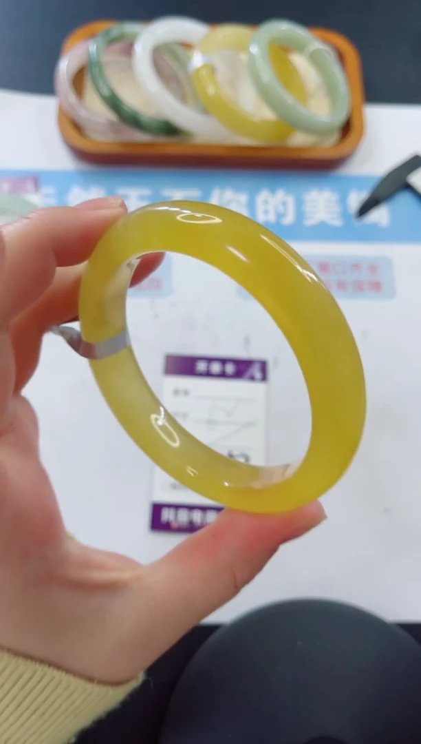 未镶嵌手镯石英质玉多样性发货A252-62