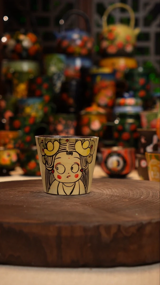 紫砂油画手绘釉下彩微瑕