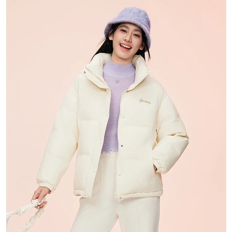 波司登冬季女士时尚小众女装短款羽绒服运动户外保暖百搭少女外套