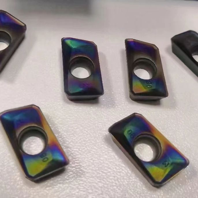 APMT1135-1604-R5-R6加工HRC55度到65度的材料淬火高硬数控车刀片