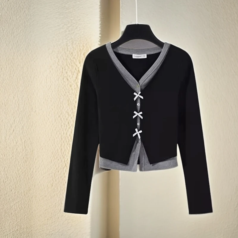 早秋女装2024新款时尚显瘦假两件设计长袖V领撞色T恤休闲百搭上衣