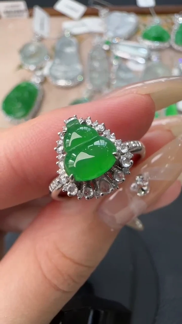 【闪购商品】翡翠戒指18K金镶嵌戒指49