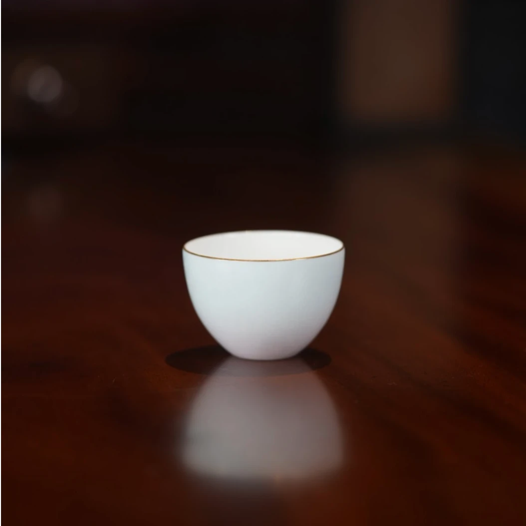 【文堇堂】景德镇手工手绘 扒花 描金主人杯 758