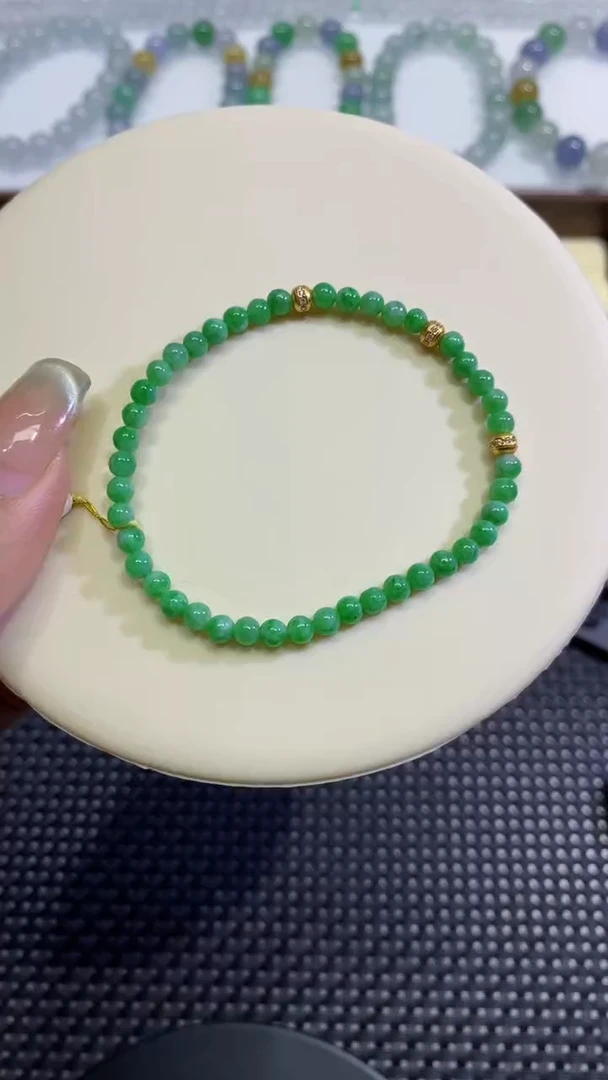 散珠翡翠卡3.9小米珠手串