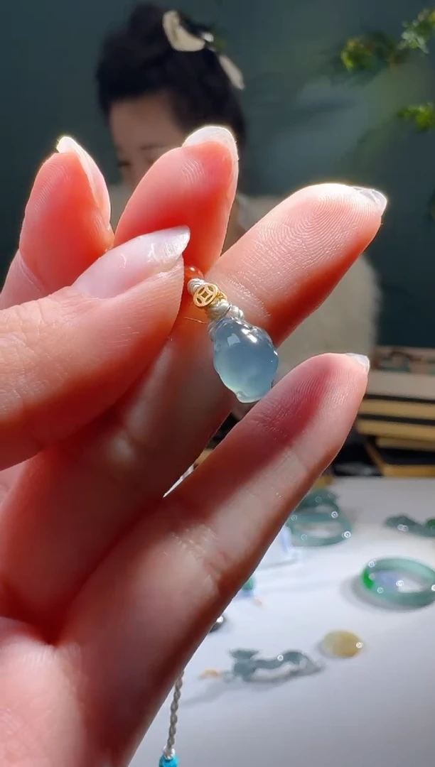 【闪购商品】翡翠颈饰未镶嵌天然A货翡翠金蝉