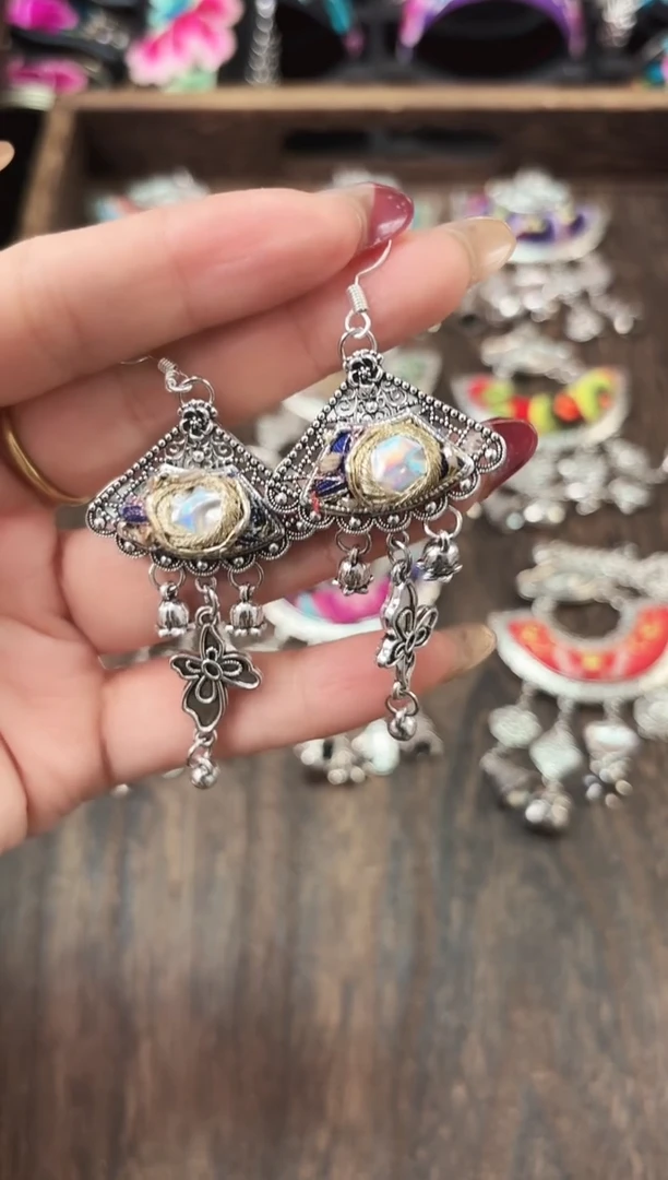 织绣艺枝独绣手工饰品270