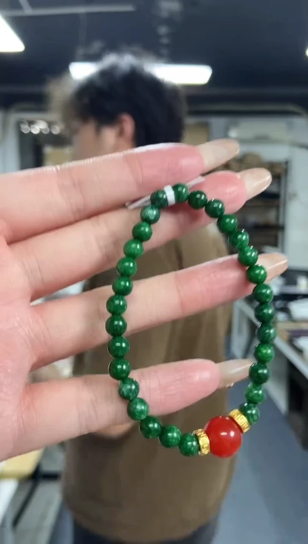 【闪购商品】翡翠手串未镶嵌多样性发其一颜色微差