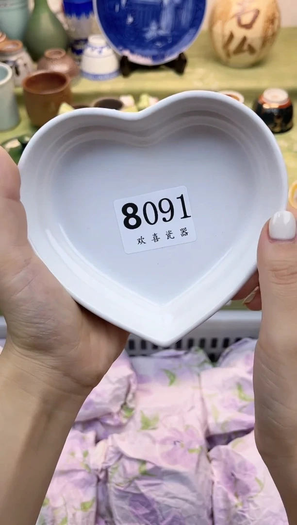 瓷片社****人           8091