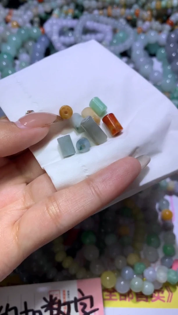 【闪购商品】翡翠挂件未镶嵌MJX037850