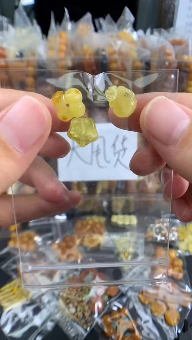 琥珀未镶嵌珠宝奇石多样性发一件