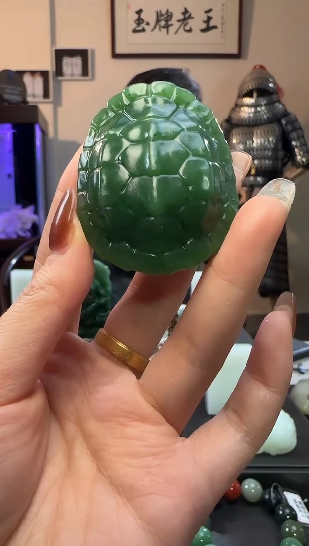 颈饰未镶嵌和田玉碧玉富甲手把