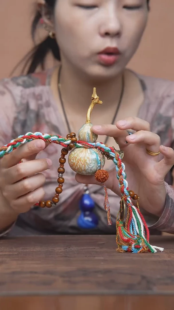 386号-----藏绳小葫芦挂件