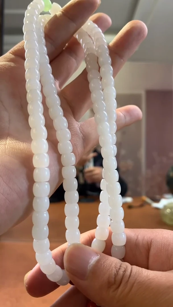 未镶嵌和田玉挂件俄料高品白玉108多圈