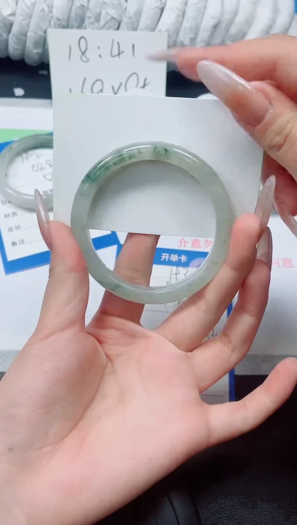 石英质玉手镯未镶嵌193-圈口：59