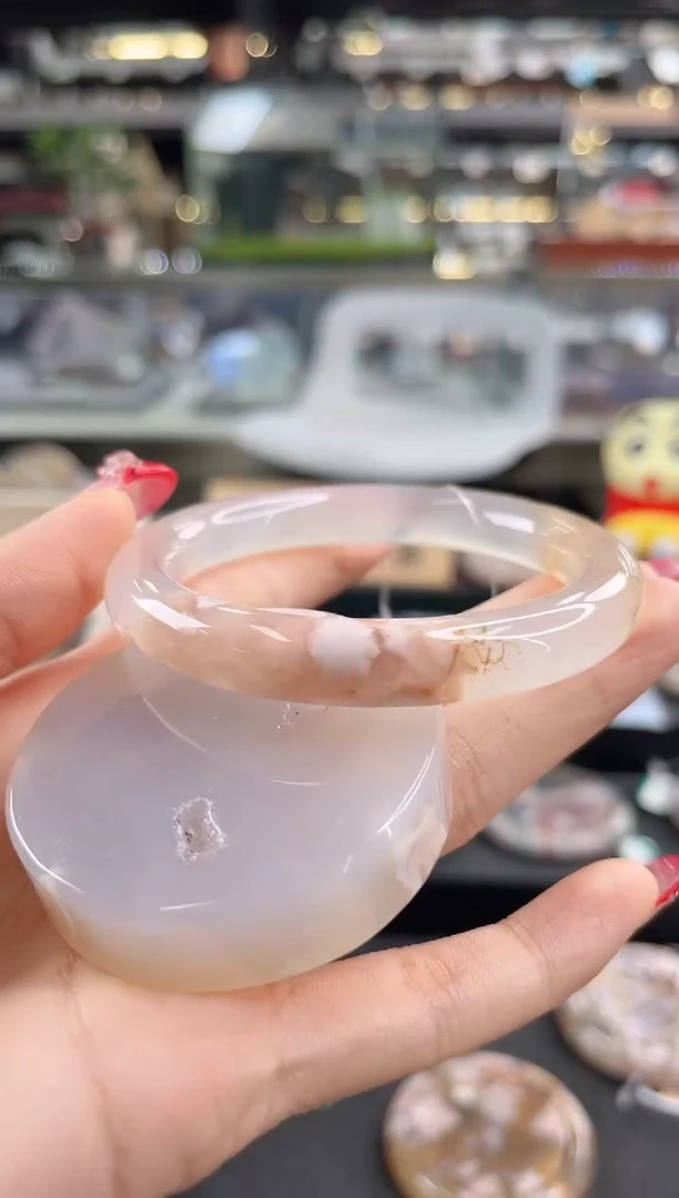 未镶嵌手镯石英质玉56圈口 （赠品镯心）324682