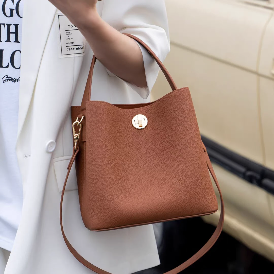 真皮水桶包手提包2025高品质头层牛皮女式斜挎包单肩包新品包包女