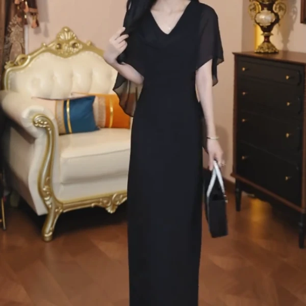 2025夏季V领法式气质高级修身连衣裙长款名媛时尚轻奢连衣裙