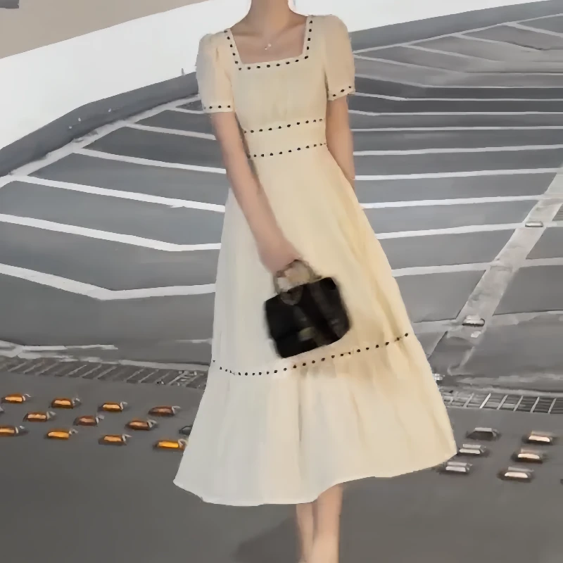 胖mm秋季中长裙白色方领泡泡袖连衣裙温柔大方气质高腰显瘦遮肉肉