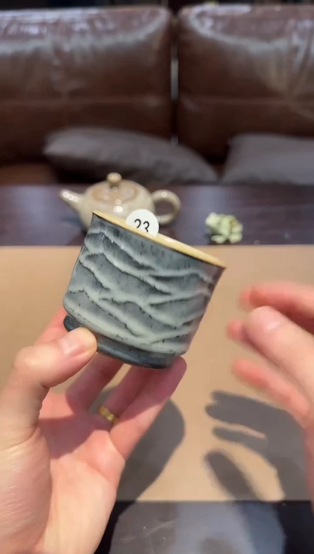 冷*。23窑承青瓷雪域杯