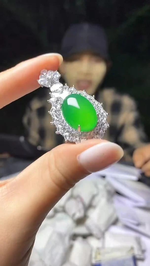 满色吊坠  所见即所得！