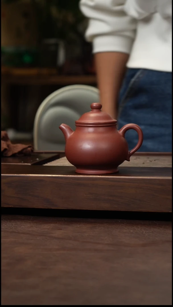 茶壶紫砂紫茄泥小潘壶140cc左右