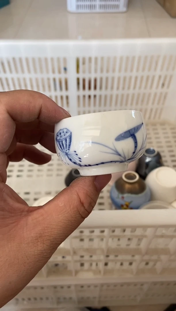 杯无运费险有瑕疵的摄影的产品有使用过的痕迹有点脏介意勿拍