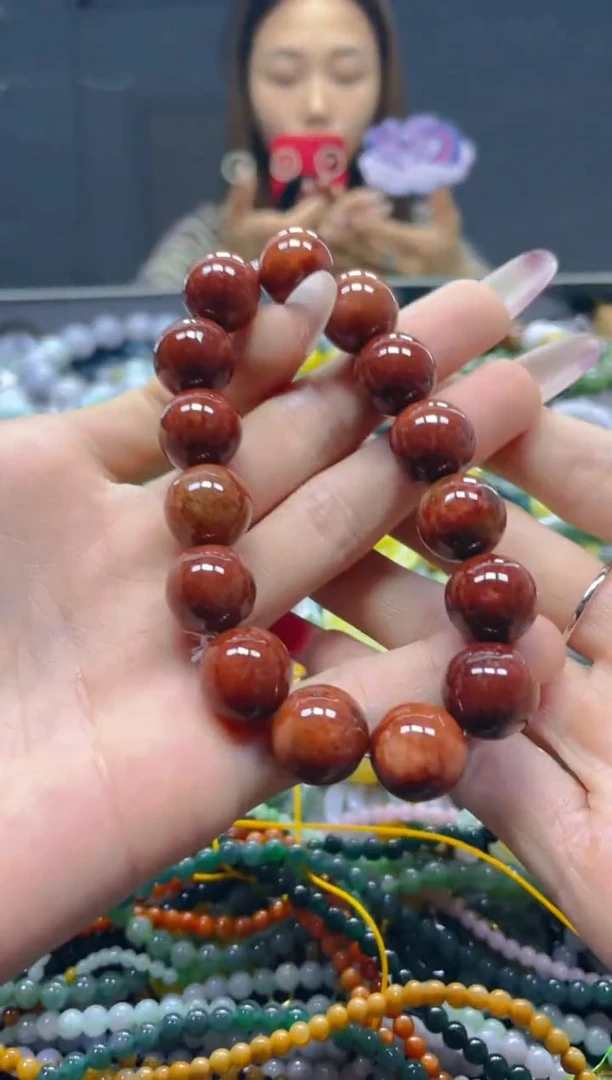 颈饰未镶嵌翡翠13MM/Q/翡翠A货，一件也是批发价