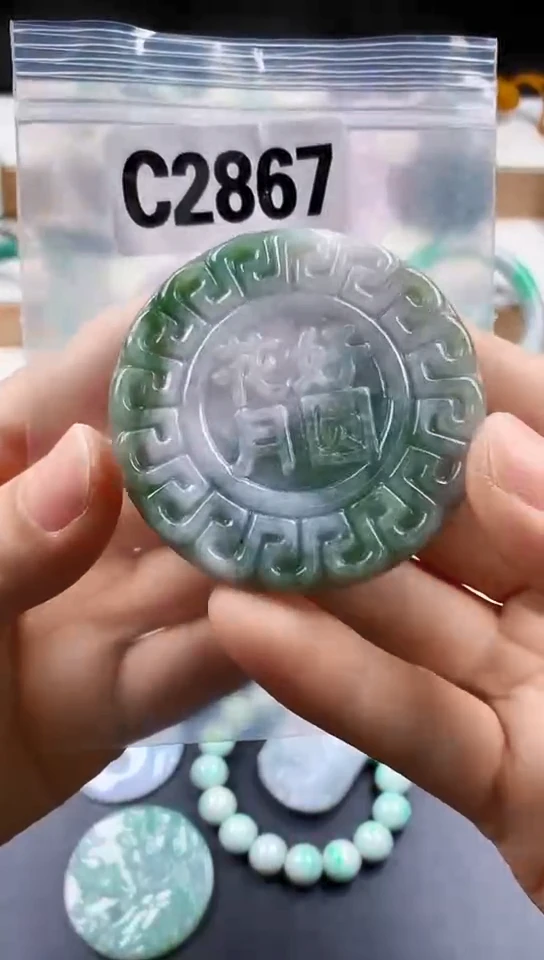 颈饰未镶嵌翡翠天然翡翠吊坠挂件