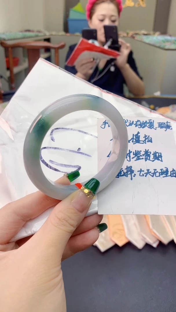 翡翠手镯未镶嵌0767876142