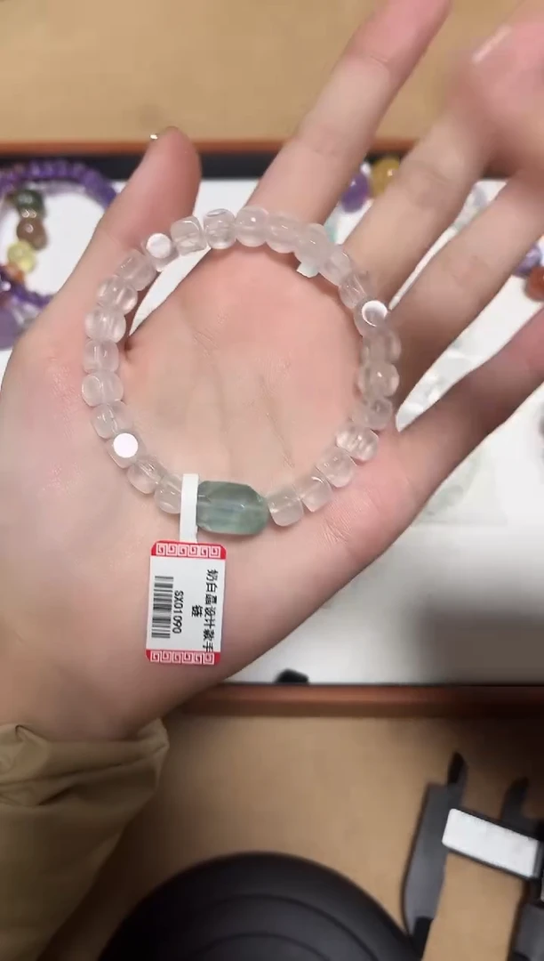 未镶嵌手链水晶12-11奶白晶设计款手链