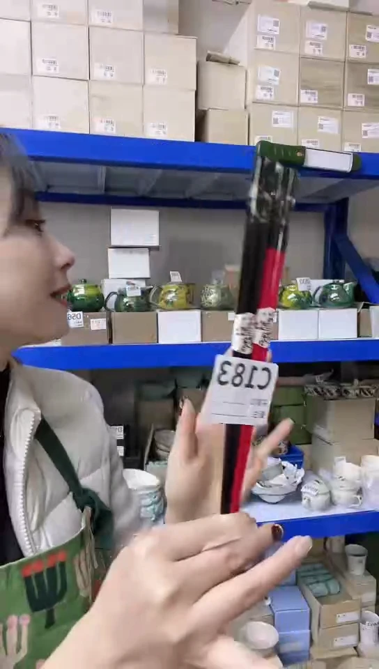 【闪购商品】瓷片进口家用百货筷子两双C183