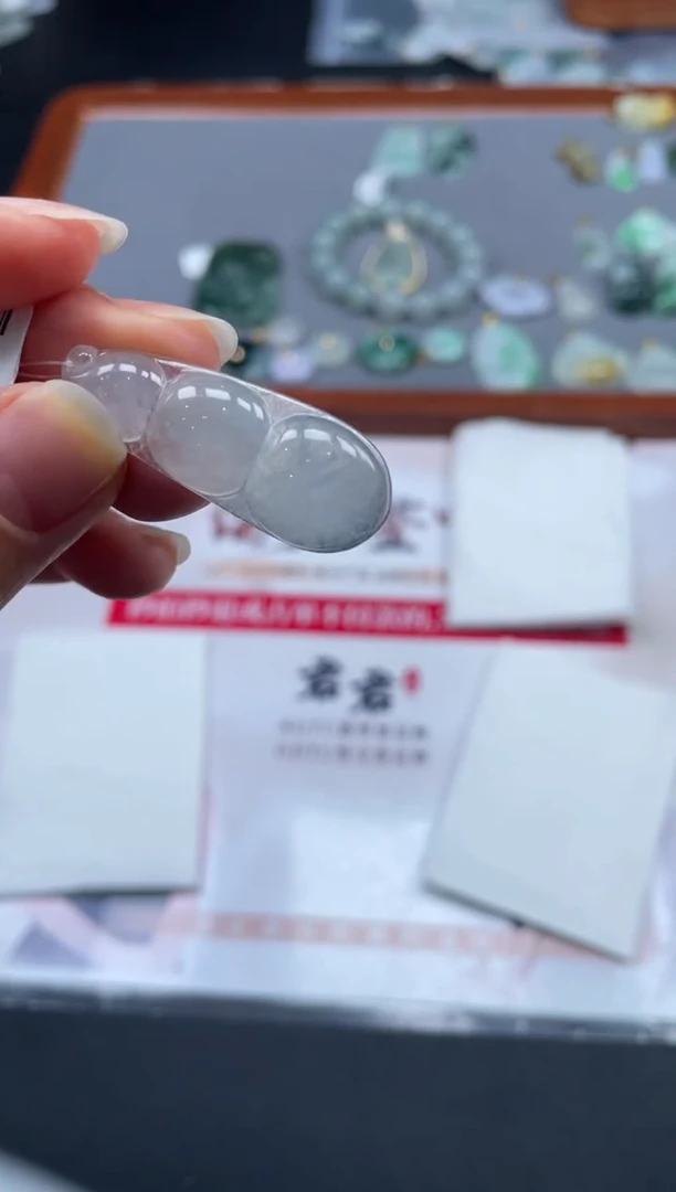 【闪购商品】定制翡翠未镶嵌01-18HDJT0127522