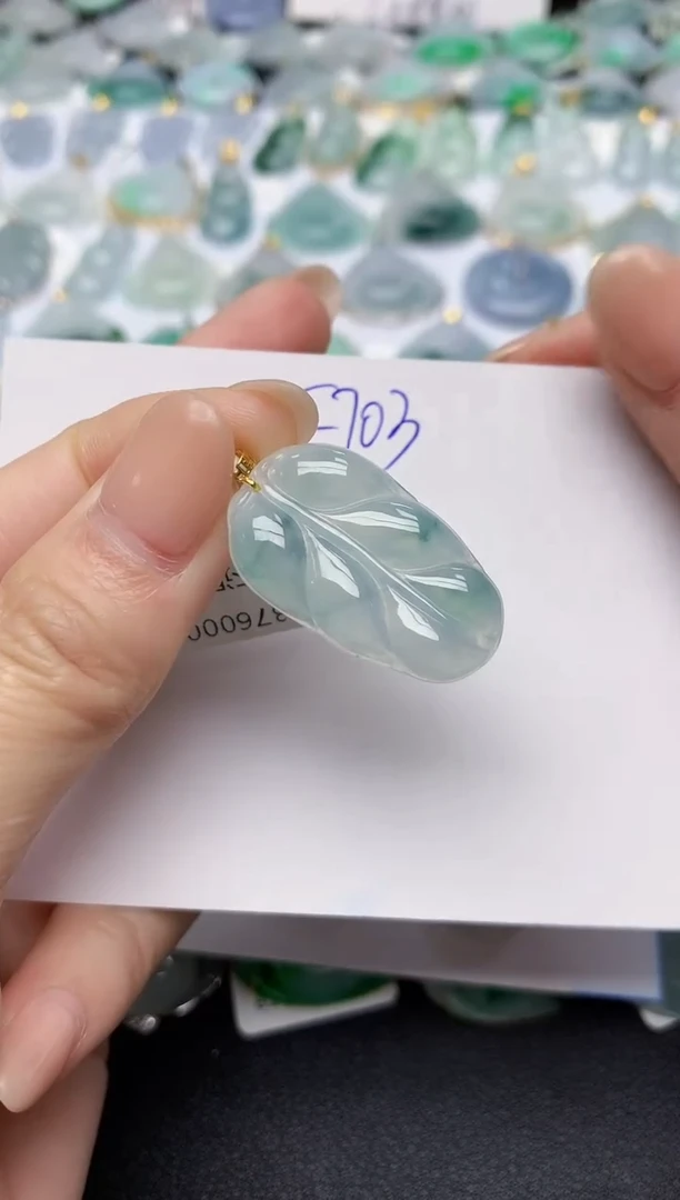 颈饰未镶嵌翡翠天然缅甸A货翡翠百元以上9元证书费自理